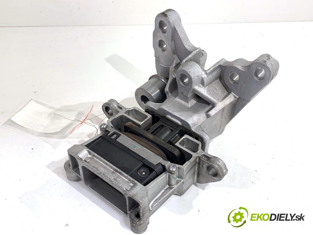 LAND ROVER RANGE ROVER EVOQUE SUV 2025 150 kW 2.0 D200 MHEV 4x4 1997 AirBag motora pravý K8D2-6F012-AC