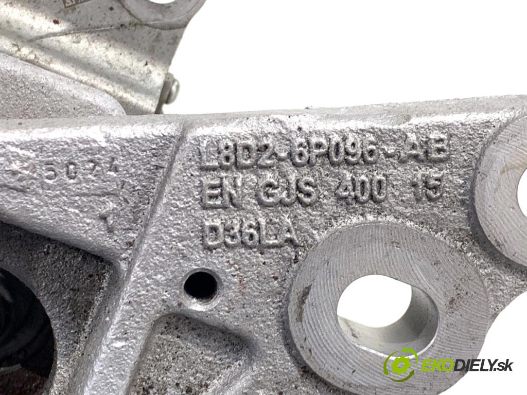 LAND ROVER RANGE ROVER EVOQUE SUV 2025 150 kW 2.0 D200 MHEV 4x4 1997 AirBag motora pravý K8D2-6F012-AC