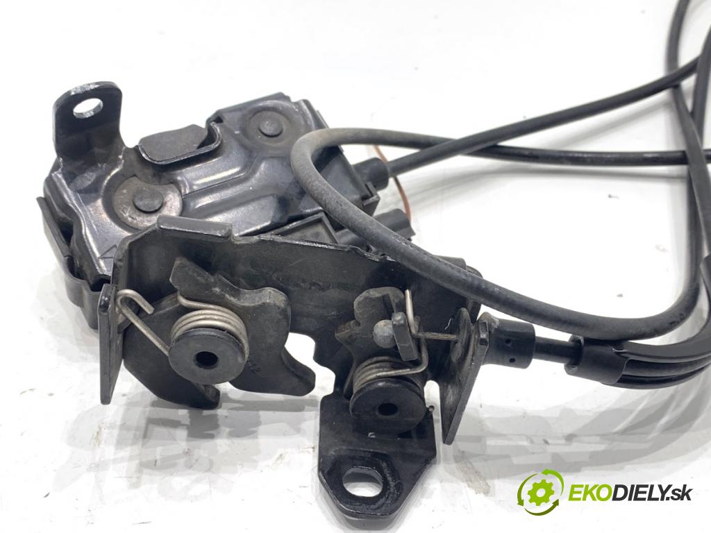 MERCEDES-BENZ X204 SUV 2012 125 kW 220 CDI (204.902) 2143 zámok kapoty přední část A2048800859