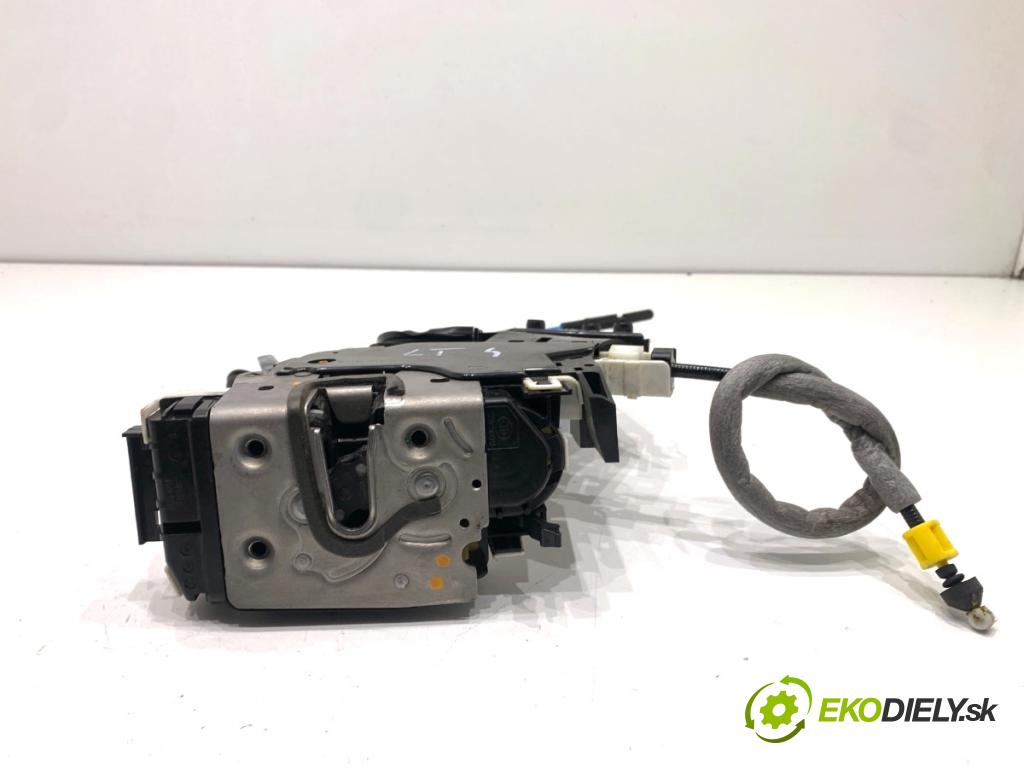 MERCEDES-BENZ X204 SUV 2012 125 kW 220 CDI (204.902) 2143 zámok Dvere ľavy zad A0997300135