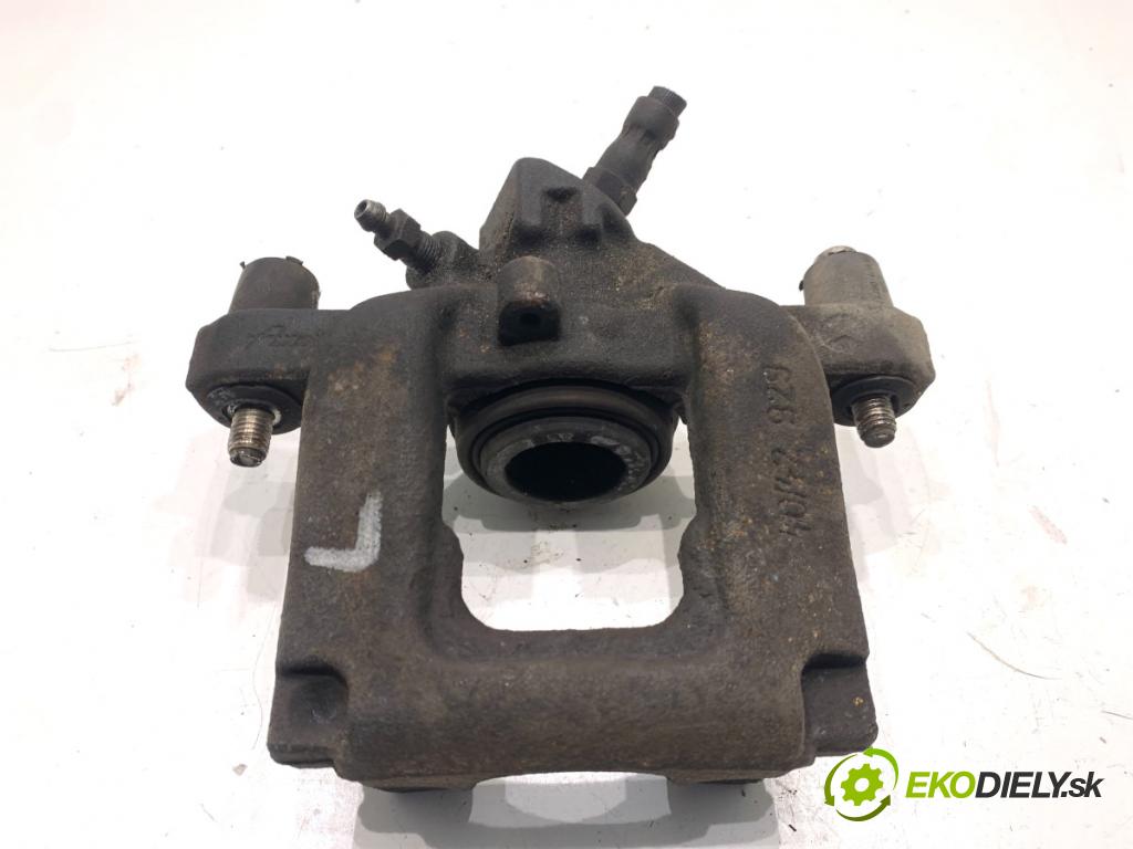 MERCEDES-BENZ X204 SUV 2012 125 kW 220 CDI (204.902) 2143 Brzdič strmeň ľavy zad 