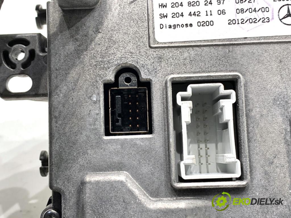 MERCEDES-BENZ X204 SUV 2012 125 kW 220 CDI (204.902) 2143 Dislpej A2048205797 (Prístrojová doska)