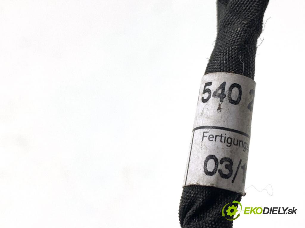 MERCEDES-BENZ X204 SUV 2012 125 kW 220 CDI (204.902) 2143 Káblovačka PDC zad A2045402113