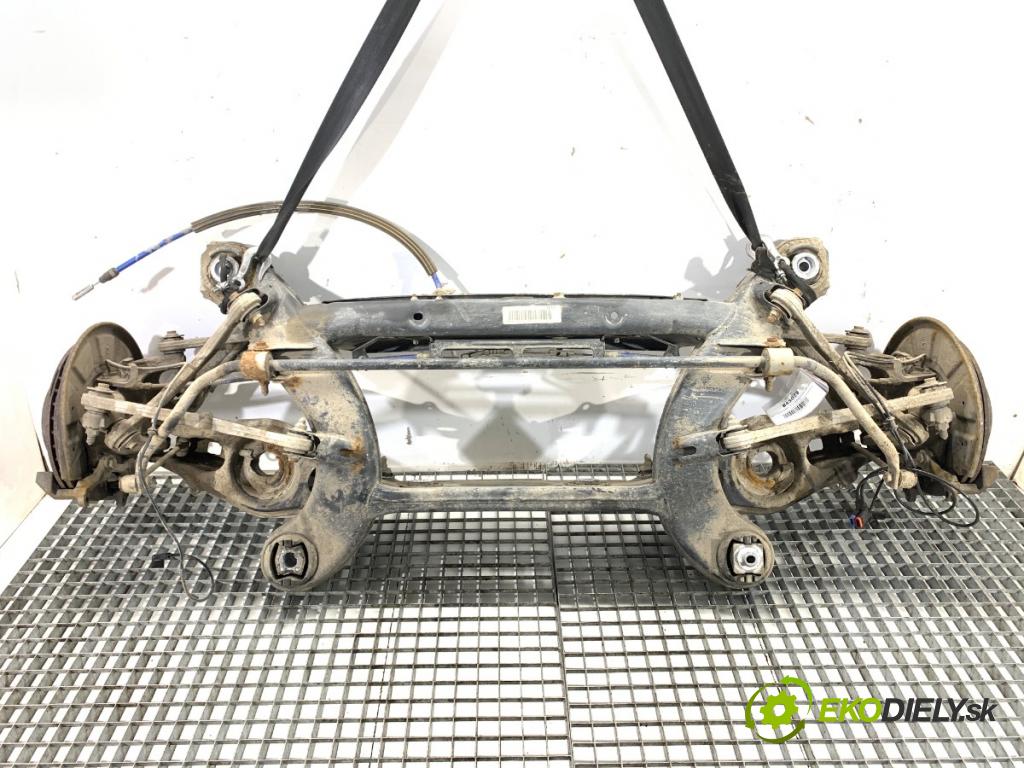 MERCEDES-BENZ X204 SUV 2012 125 kW 220 CDI (204.902) 2143 Výstuha zad 2043501911