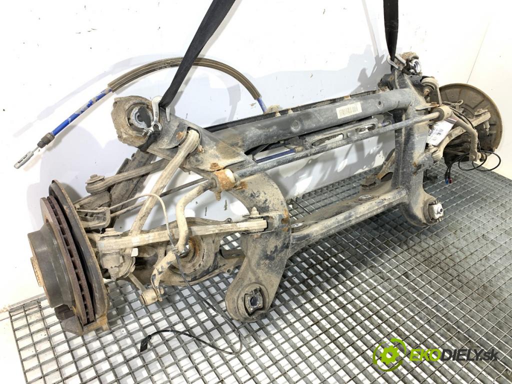 MERCEDES-BENZ X204 SUV 2012 125 kW 220 CDI (204.902) 2143 Výstuha zad 2043501911