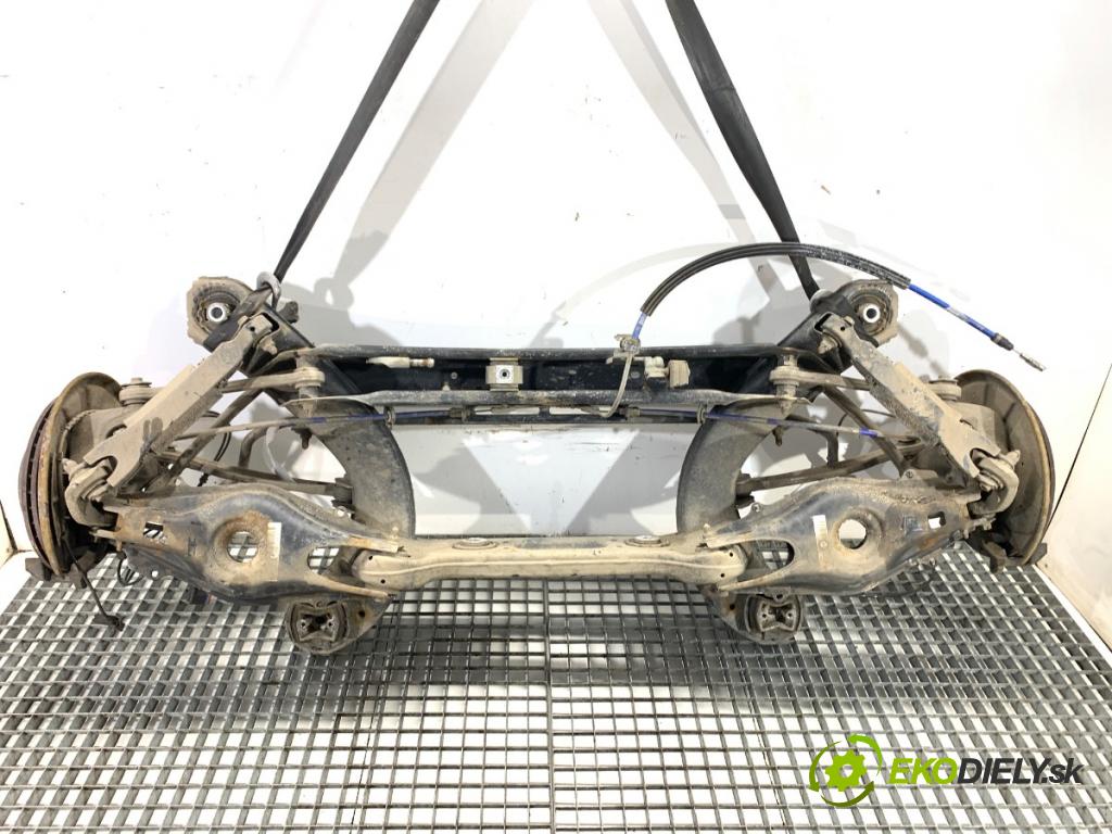 MERCEDES-BENZ X204 SUV 2012 125 kW 220 CDI (204.902) 2143 Výstuha zad 2043501911