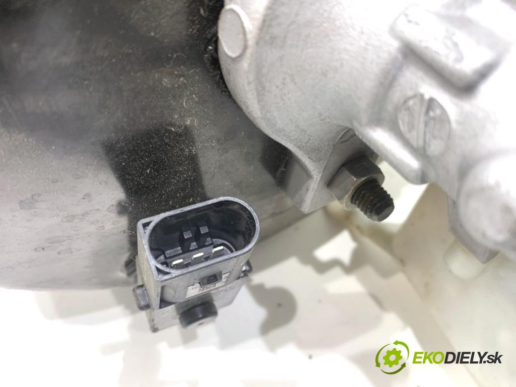 MERCEDES-BENZ X204 SUV 2012 125 kW 220 CDI (204.902) 2143 Posilovač bŕzd A2044303630