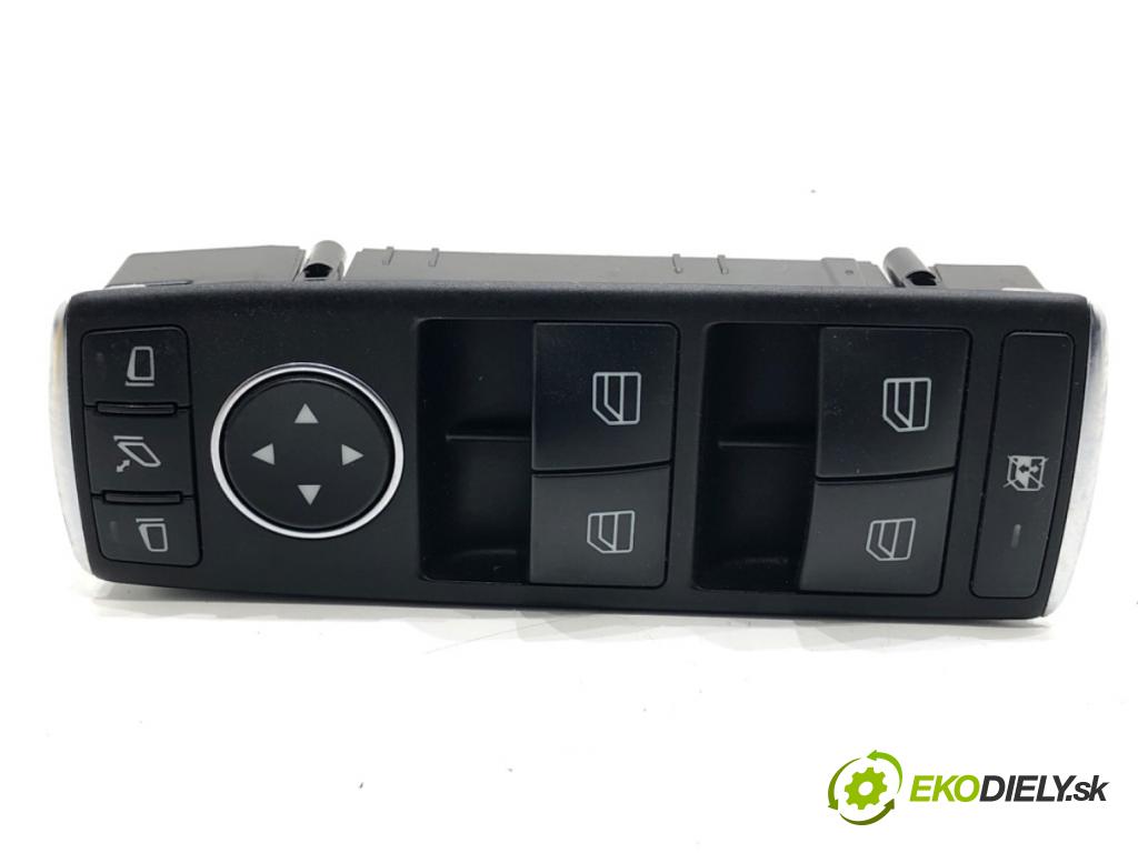 MERCEDES-BENZ X204 SUV 2012 125 kW 220 CDI (204.902) 2143 Prepínač okien A2049055402 (Prepínacie páčky pod volantom)