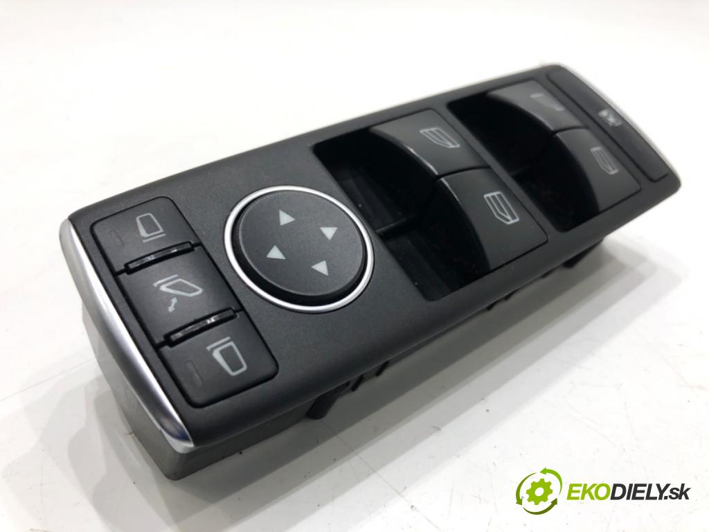 MERCEDES-BENZ X204 SUV 2012 125 kW 220 CDI (204.902) 2143 Prepínač okien A2049055402 (Prepínacie páčky pod volantom)