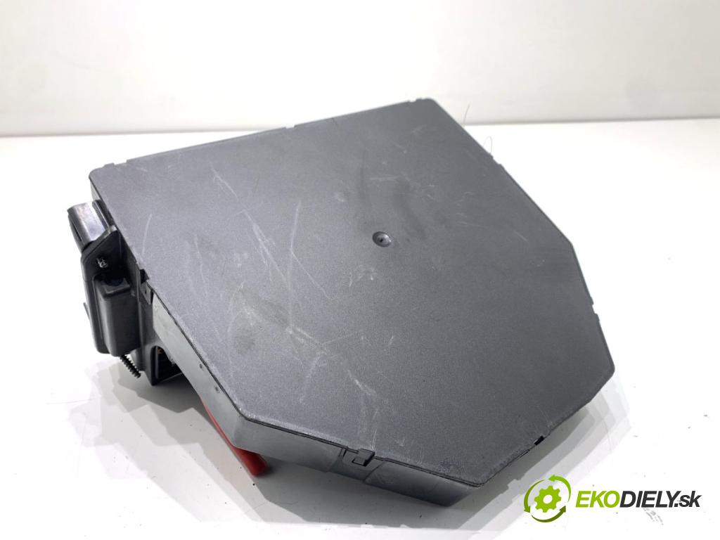 MERCEDES-BENZ X204 SUV 2012 125 kW 220 CDI (204.902) 2143 Modul SAM A2129005912 (Elektrosúčasti ostatné)