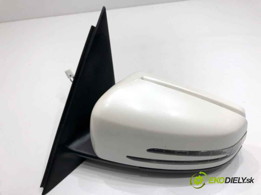 MERCEDES-BENZ X204 SUV 2012 125 kW 220 CDI (204.902) 2143 zpětné zrcátko levý