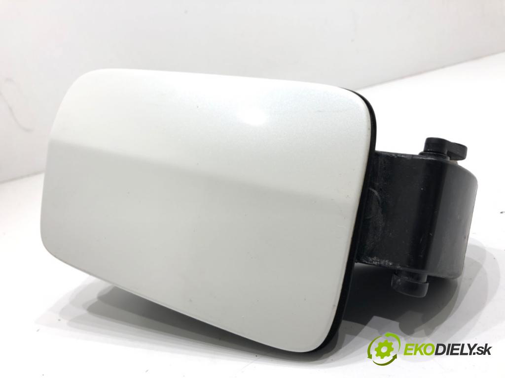 MERCEDES-BENZ X204 SUV 2012 125 kW 220 CDI (204.902) 2143 dvířka nádrže paliva A2046300367 (Klika dveří ostatní)