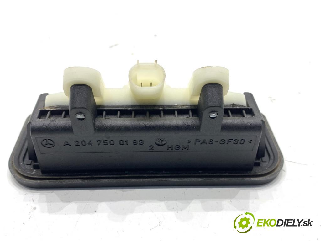 MERCEDES-BENZ X204 SUV 2012 125 kW 220 CDI (204.902) 2143 klika dveří zadní část A2047500193