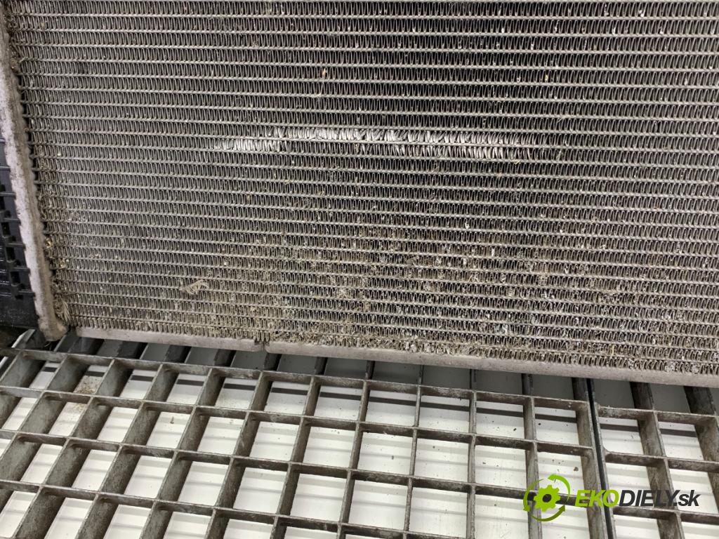 MERCEDES-BENZ X204 SUV 2012 125 kW 220 CDI (204.902) 2143 Chladič vody A2045003603 (Chladič vody)