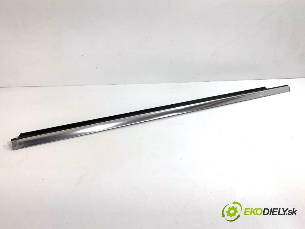 MERCEDES-BENZ X204 SUV 2012 125 kW 220 CDI (204.902) 2143 lišta Sbírání: přední část levý 