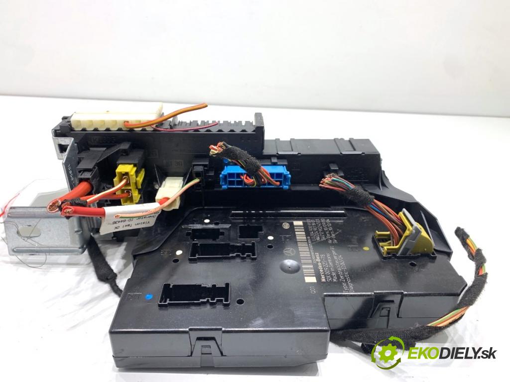 MERCEDES-BENZ X204 SUV 2012 125 kW 220 CDI (204.902) 2143 Modul SAM 2049009101 (Elektrosúčasti ostatné)