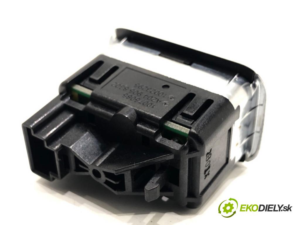 MERCEDES-BENZ X204 SUV 2012 125 kW 220 CDI (204.902) 2143 přepínač otevírání dveří A2049058302 (Páčky pod volantem)