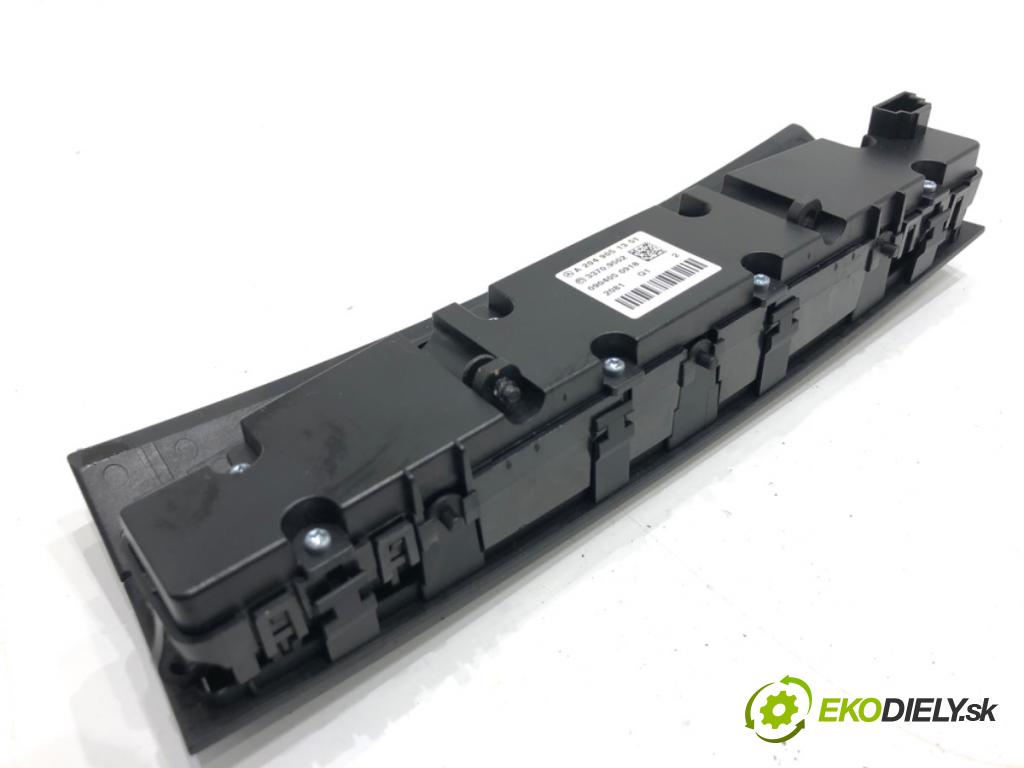 MERCEDES-BENZ X204 SUV 2012 125 kW 220 CDI (204.902) 2143 Panel přepínač A2049051351