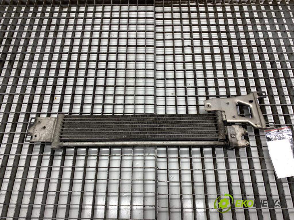 MERCEDES-BENZ X204 SUV 2012 125 kW 220 CDI (204.902) 2143 Chladič oleja A2045001201