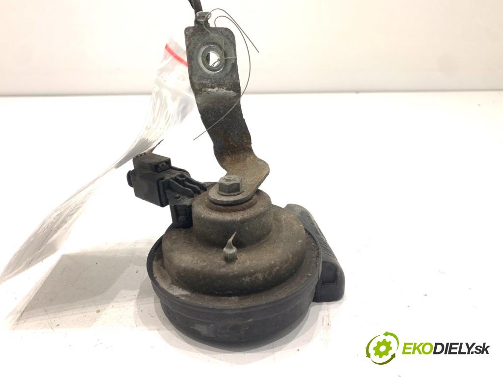 MERCEDES-BENZ X204 SUV 2012 125 kW 220 CDI (204.902) 2143 klaksón A0065428020