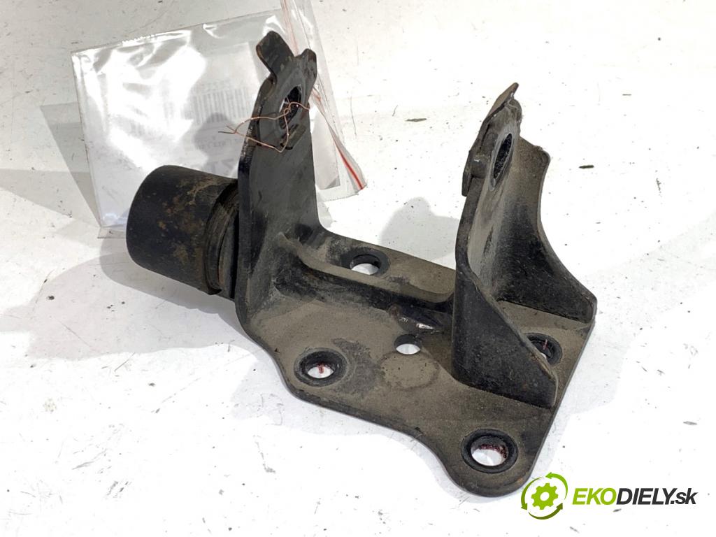 TOYOTA AURIS II liftback 2013 97 kW 1.6 (ZRE181_, ZRE185_) 1598 Držiak prevodovky 