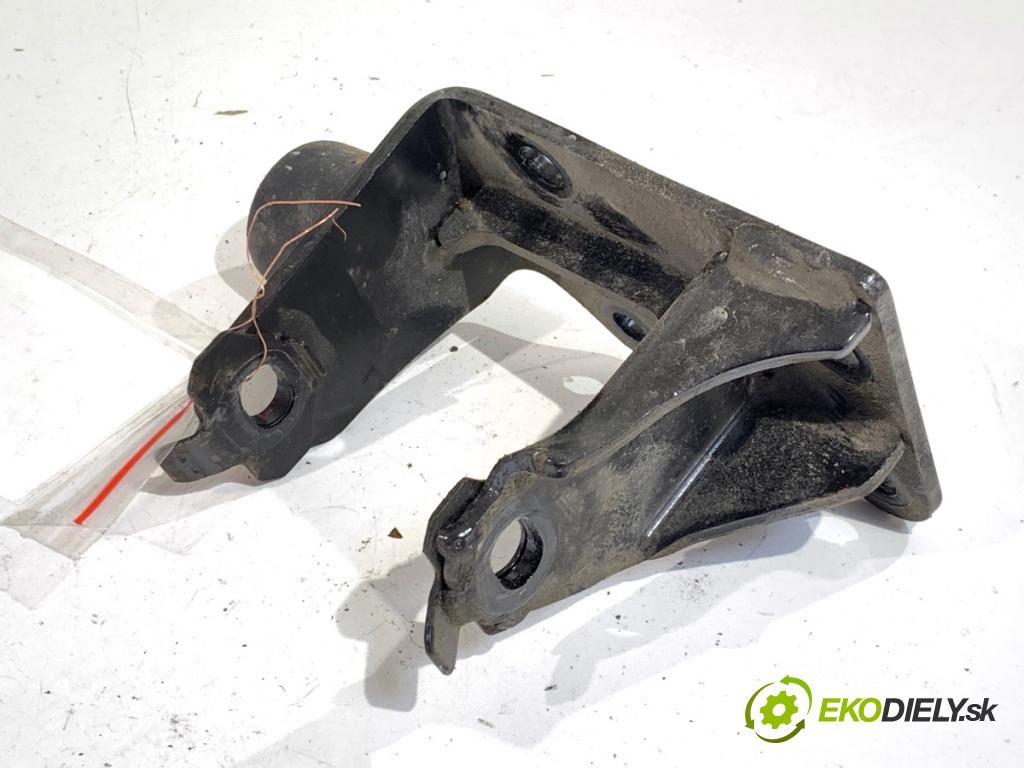 TOYOTA AURIS II liftback 2013 97 kW 1.6 (ZRE181_, ZRE185_) 1598 Držiak prevodovky