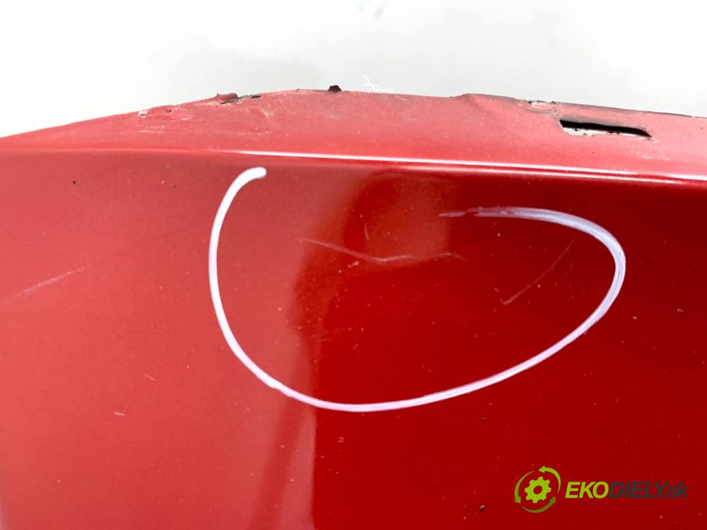 TOYOTA AURIS II liftback 2013 97 kW 1.6 (ZRE181_, ZRE185_) 1598 Nárazník zad  (Kľučka dverí ostatné)