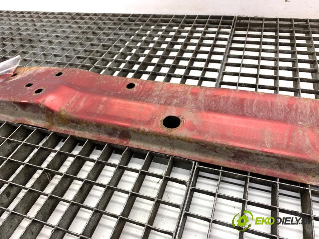 TOYOTA AURIS II liftback 2013 97 kW 1.6 (ZRE181_, ZRE185_) 1598 výztuha nárazníka zadní část  (Zadní výztuha)