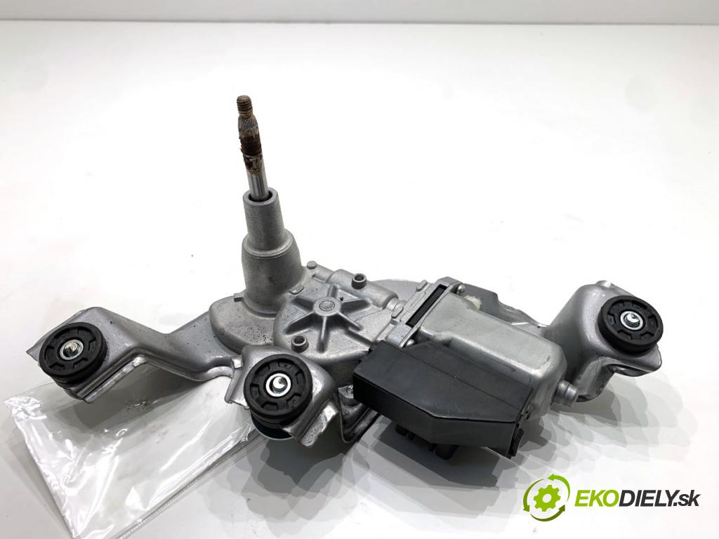 TOYOTA AURIS II liftback 2013 97 kW 1.6 (ZRE181_, ZRE185_) 1598 Motor stieračov zad 85130-02050