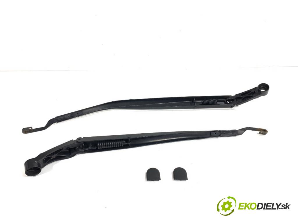 TOYOTA AURIS II liftback 2013 97 kW 1.6 (ZRE181_, ZRE185_) 1598 ramena stěrače přední část