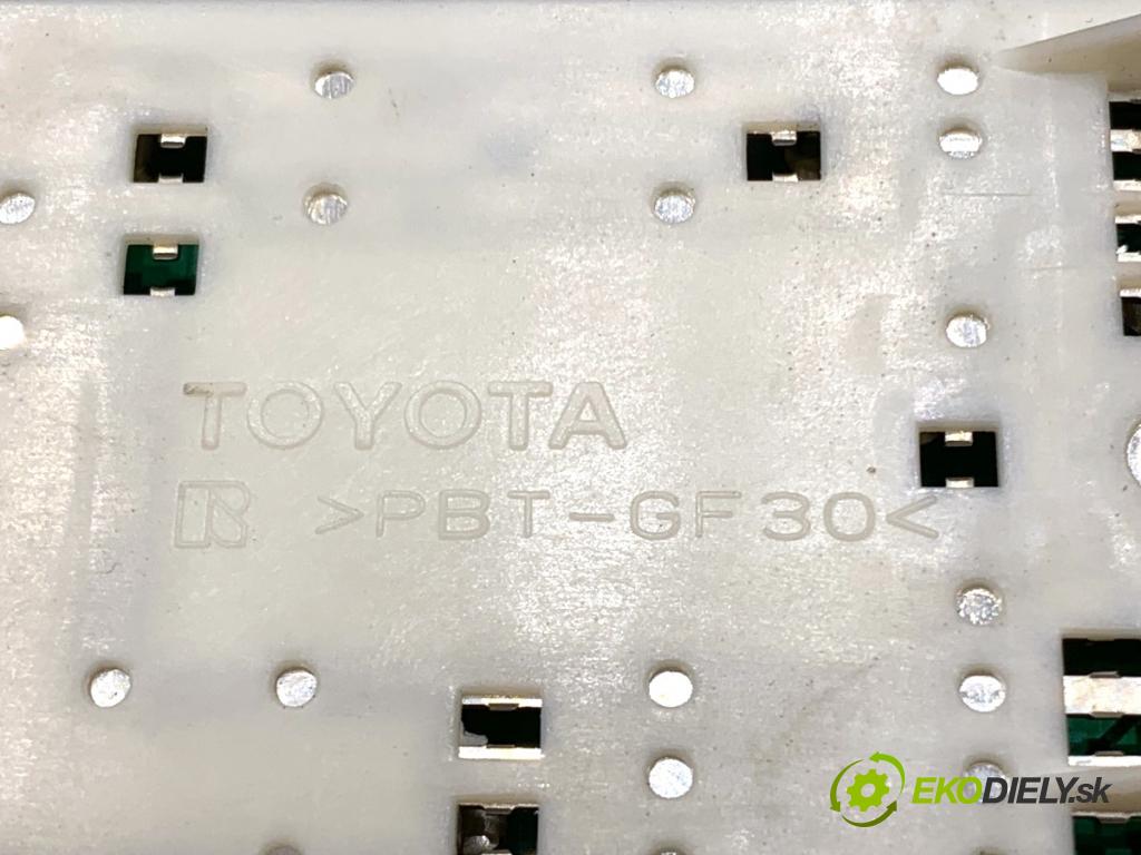 TOYOTA AURIS II liftback 2013 97 kW 1.6 (ZRE181_, ZRE185_) 1598 Prepínač okien 192835 (Prepínacie páčky pod volantom)