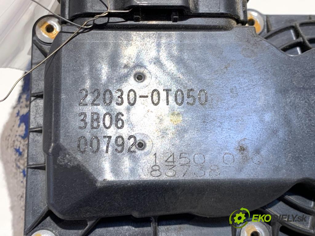 TOYOTA AURIS II liftback 2013 97 kW 1.6 (ZRE181_, ZRE185_) 1598 Škrtiaca klapka 22030-0T050 (Škrtiaca klapka)