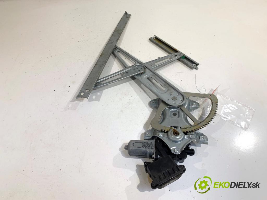 TOYOTA AURIS II liftback 2013 97 kW 1.6 (ZRE181_, ZRE185_) 1598 Mechanizmus okna ľavy predný 85702-02020