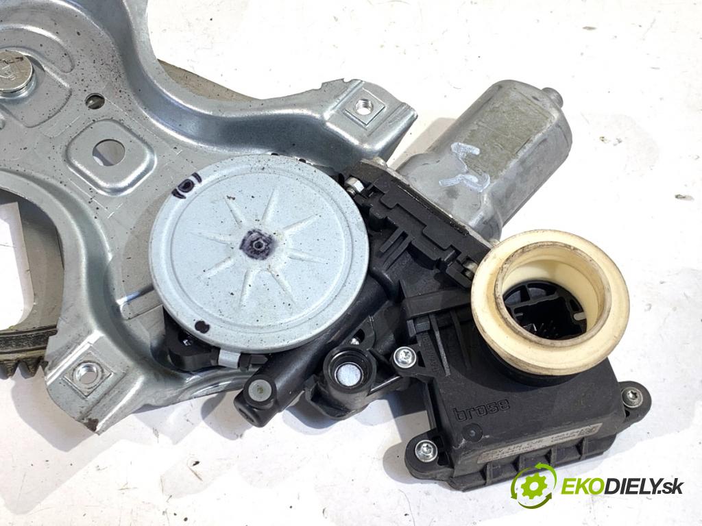 TOYOTA AURIS II liftback 2013 97 kW 1.6 (ZRE181_, ZRE185_) 1598 Mechanizmus okna ľavy predný 85702-02020