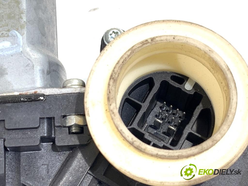 TOYOTA AURIS II liftback 2013 97 kW 1.6 (ZRE181_, ZRE185_) 1598 Mechanizmus okna ľavy predný 85702-02020