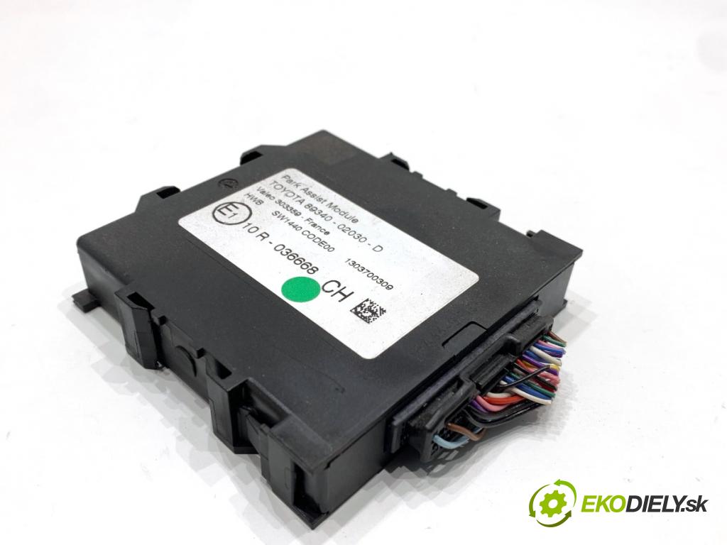 TOYOTA AURIS II liftback 2013 97 kW 1.6 (ZRE181_, ZRE185_) 1598 modul PDC 89340-02030 (Řídící jednotka ostatní)