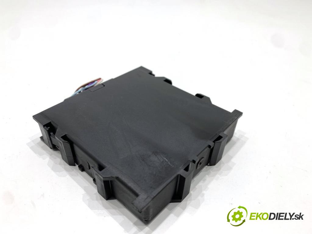 TOYOTA AURIS II liftback 2013 97 kW 1.6 (ZRE181_, ZRE185_) 1598 modul PDC 89340-02030 (Řídící jednotka ostatní)