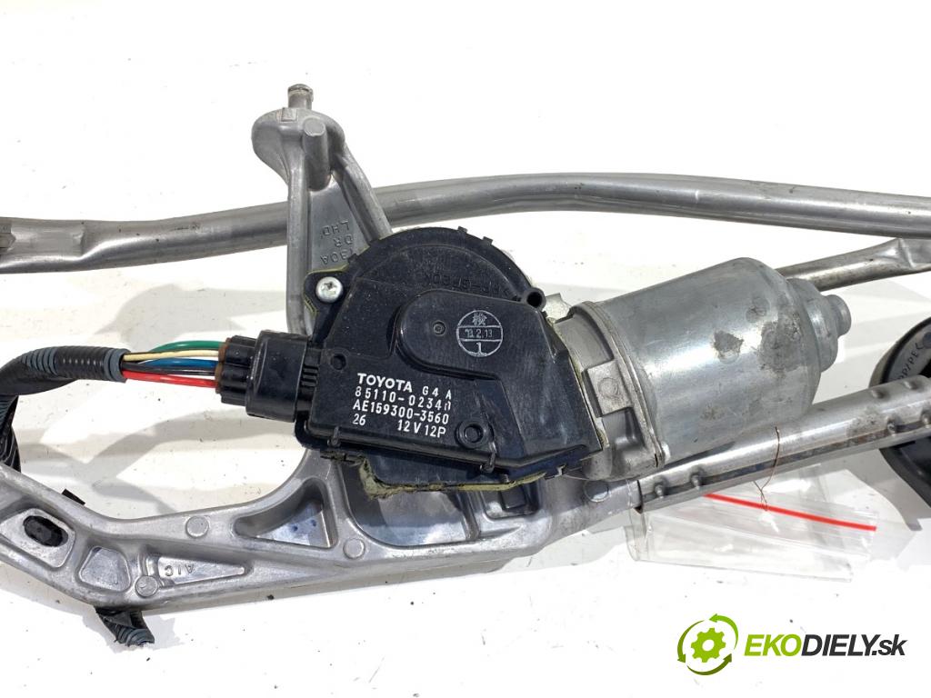 TOYOTA AURIS II liftback 2013 97 kW 1.6 (ZRE181_, ZRE185_) 1598 Mechanizmus stieračov predný 85110-02340 (Motorček stieračov predný)
