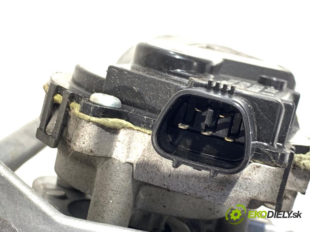 TOYOTA AURIS II liftback 2013 97 kW 1.6 (ZRE181_, ZRE185_) 1598 Mechanizmus stieračov predný 85110-02340 (Motorček stieračov predný)