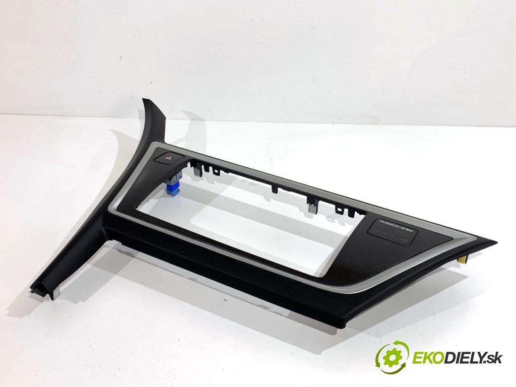 TOYOTA AURIS II liftback 2013 97 kW 1.6 (ZRE181_, ZRE185_) 1598 lišty kryt 55470-02030 55405-02430 (Lišta)