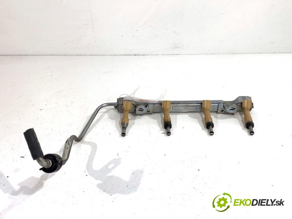 TOYOTA AURIS II liftback 2013 97 kW 1.6 (ZRE181_, ZRE185_) 1598 Lišta vstrekovacia 23250-0T030 (Vstrekovacia lišta)