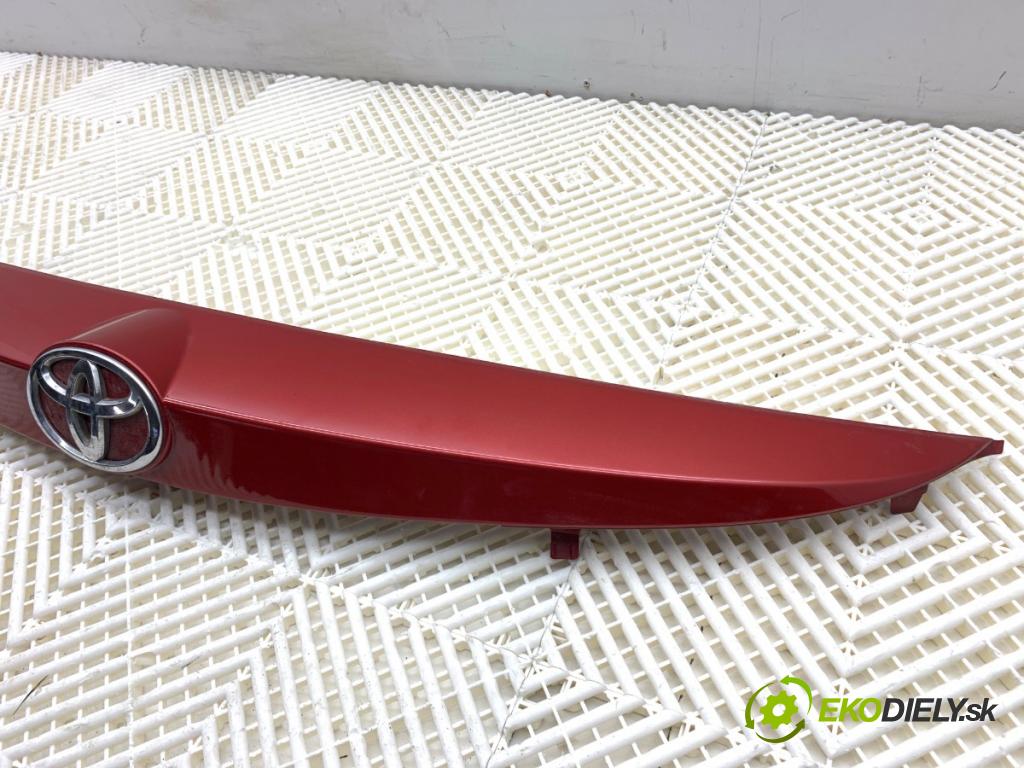 TOYOTA AURIS II liftback 2013 97 kW 1.6 (ZRE181_, ZRE185_) 1598 lišta dveří zadní část 76811-02790