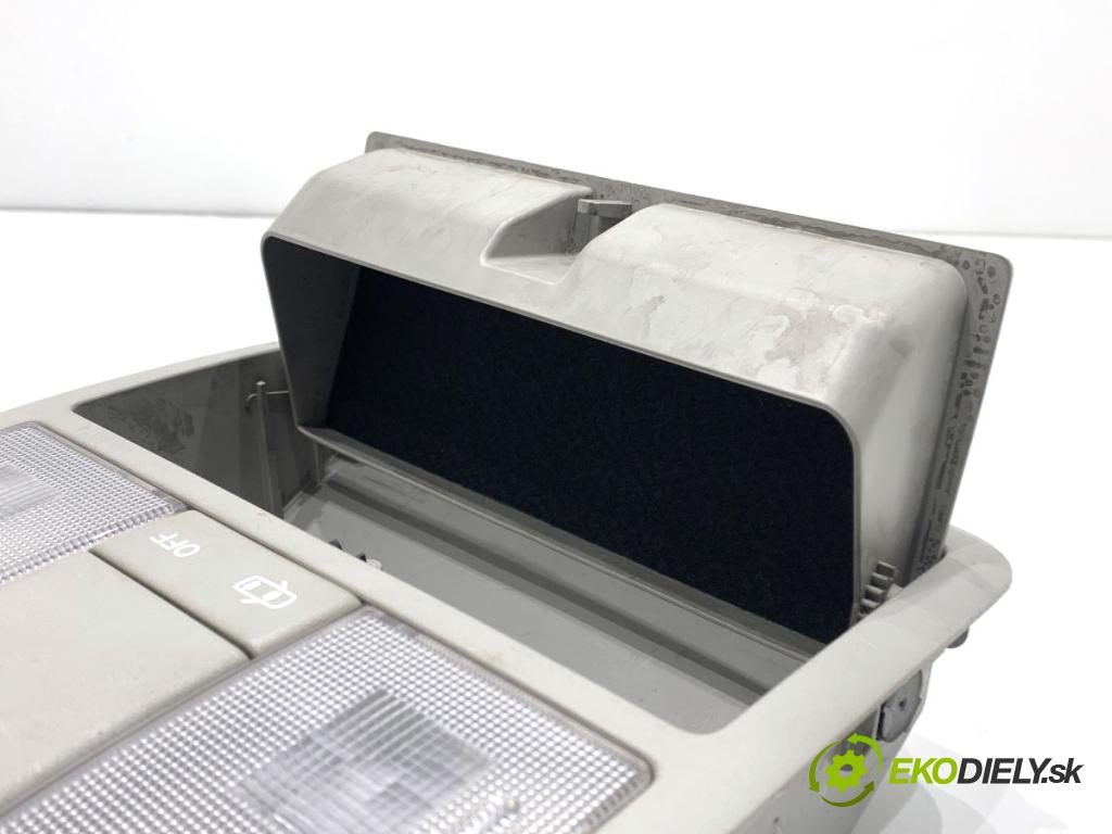 TOYOTA AURIS II liftback 2013 97 kW 1.6 (ZRE181_, ZRE185_) 1598 Svetlo stropné 81260-02480AD