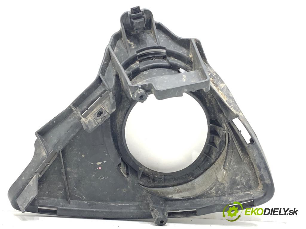 TOYOTA AURIS II liftback 2013 97 kW 1.6 (ZRE181_, ZRE185_) 1598 Mriežky nárazníka ľavy predný 81482-02280