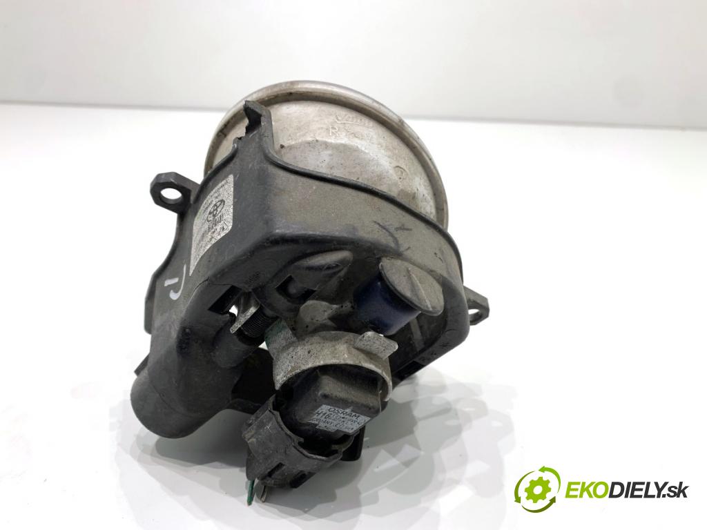 TOYOTA AURIS II liftback 2013 97 kW 1.6 (ZRE181_, ZRE185_) 1598 hmlové svetlo, hmlovka pravý přední část