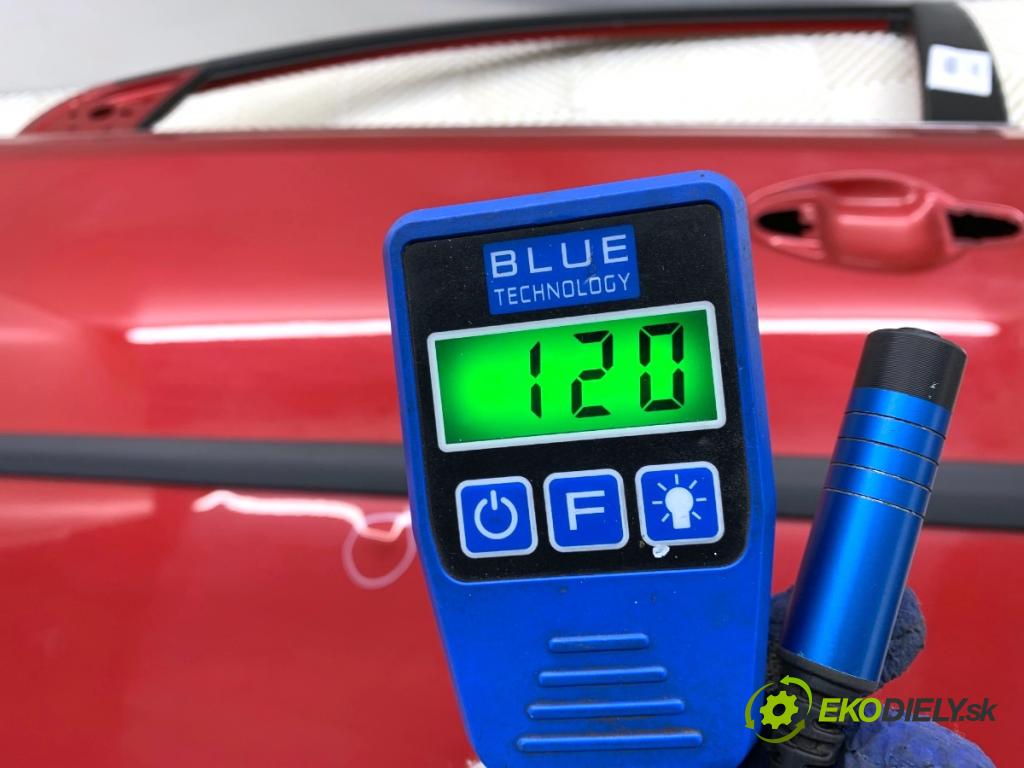 TOYOTA AURIS II liftback 2013 97 kW 1.6 (ZRE181_, ZRE185_) 1598 dveře levý přední část