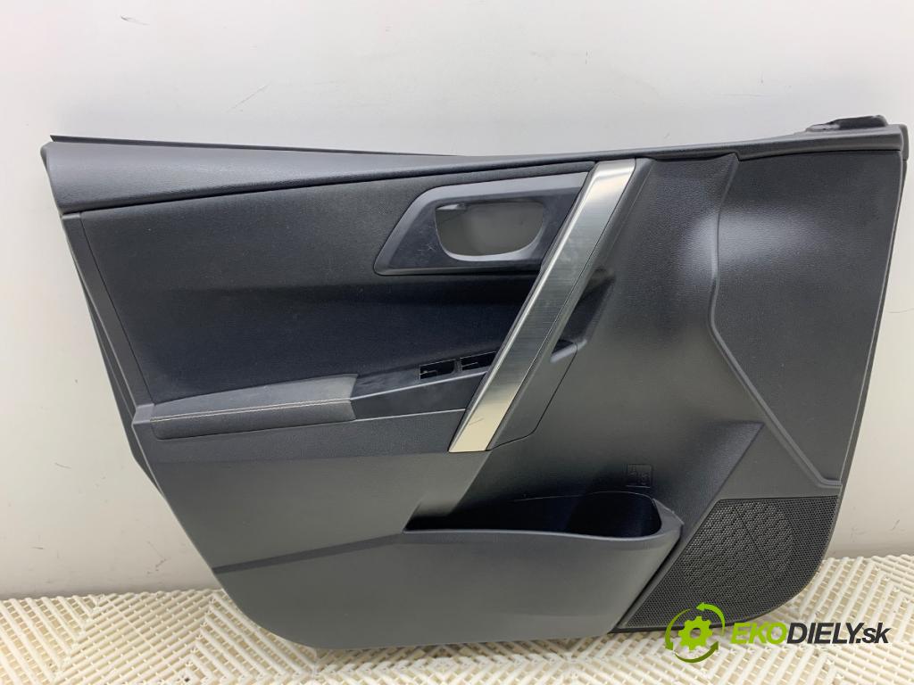 TOYOTA AURIS II liftback 2013 97 kW 1.6 (ZRE181_, ZRE185_) 1598 ča dveře levý přední část 