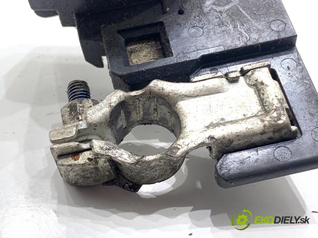 TOYOTA AURIS II liftback 2013 97 kW 1.6 (ZRE181_, ZRE185_) 1598 svorka MINUS: 28850-37021