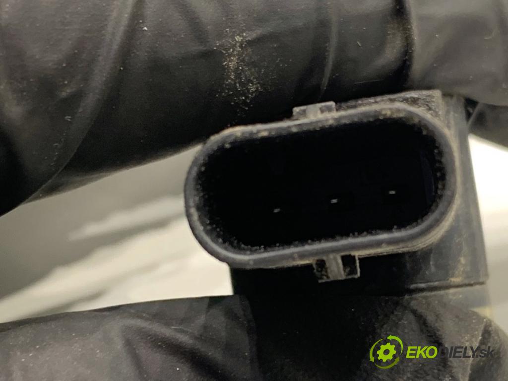 TOYOTA AURIS II liftback 2013 97 kW 1.6 (ZRE181_, ZRE185_) 1598 Snímač PDC 89341-05010