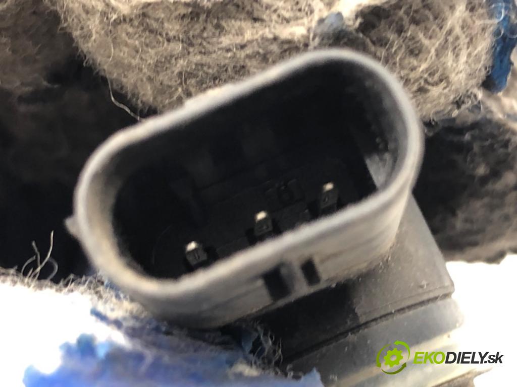 TOYOTA AURIS II liftback 2013 97 kW 1.6 (ZRE181_, ZRE185_) 1598 snímač PDC 89341-05010-XX